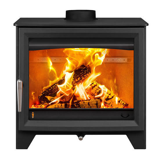 Hunter Isca 7 woodburning stove selected for the Ashbourne fireplace installation