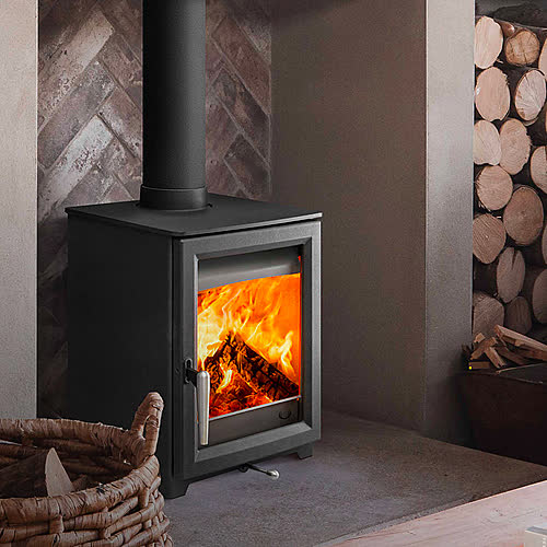 Hunter Isca 4 wood burning stove from The Fireplace & Stove Co.