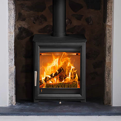 Hunter Isca 5 wood burning stove from The Fireplace & Stove Co.